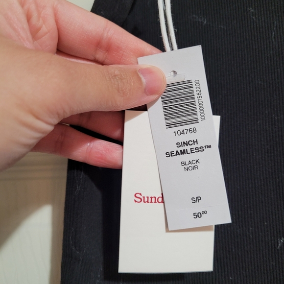 Aritzia Sunday Best SinchSeamless Bodysuit - Picture 3 of 4